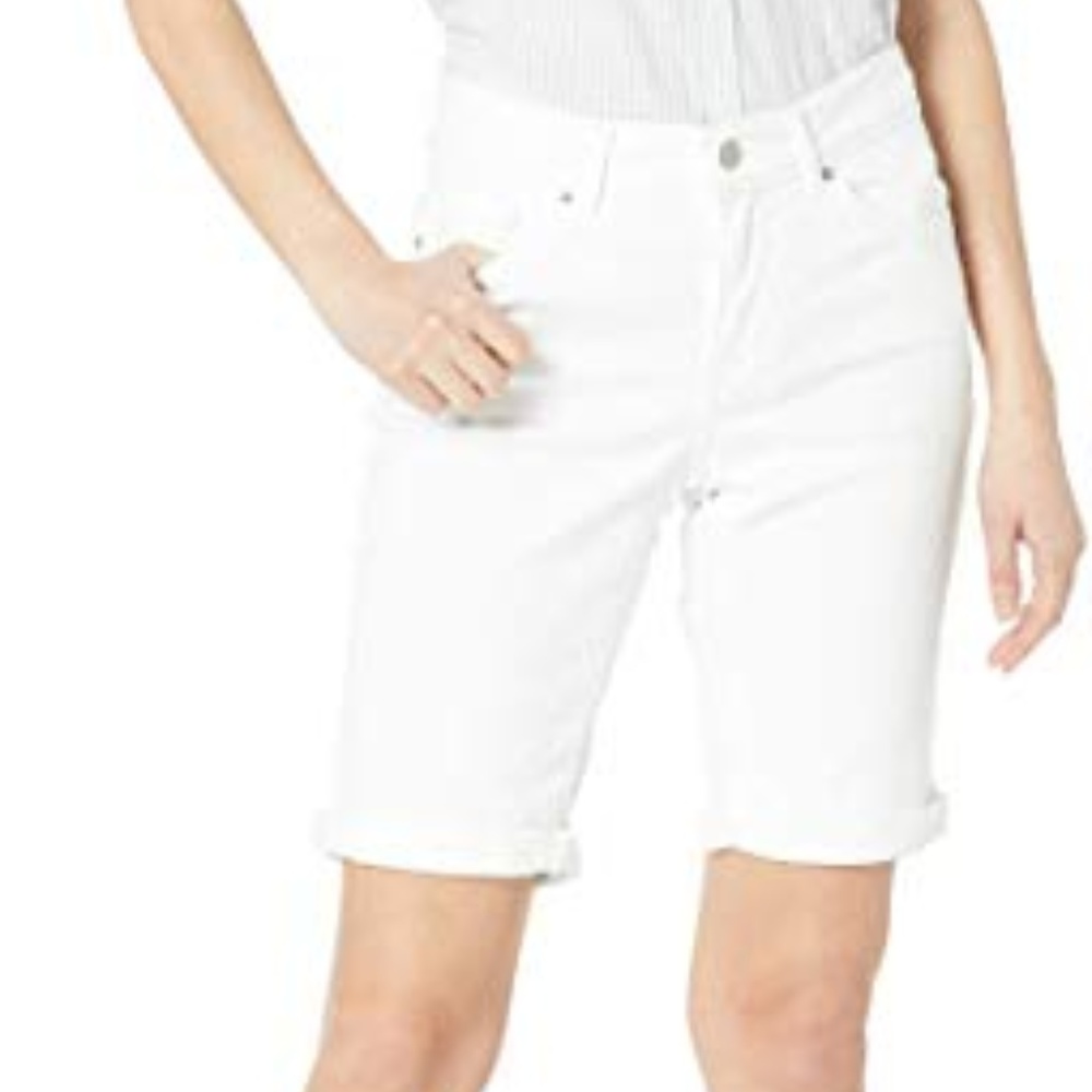 3/$25 !!SALE!! ZOE BERMUDA Cut Off SHORTS Frayed